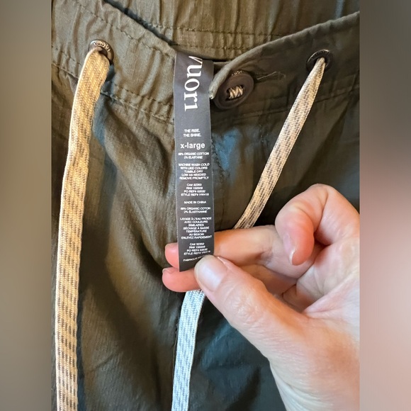 NWT Vuori Crop Wide Left Ripstop Pant XL - Picture 3 of 3